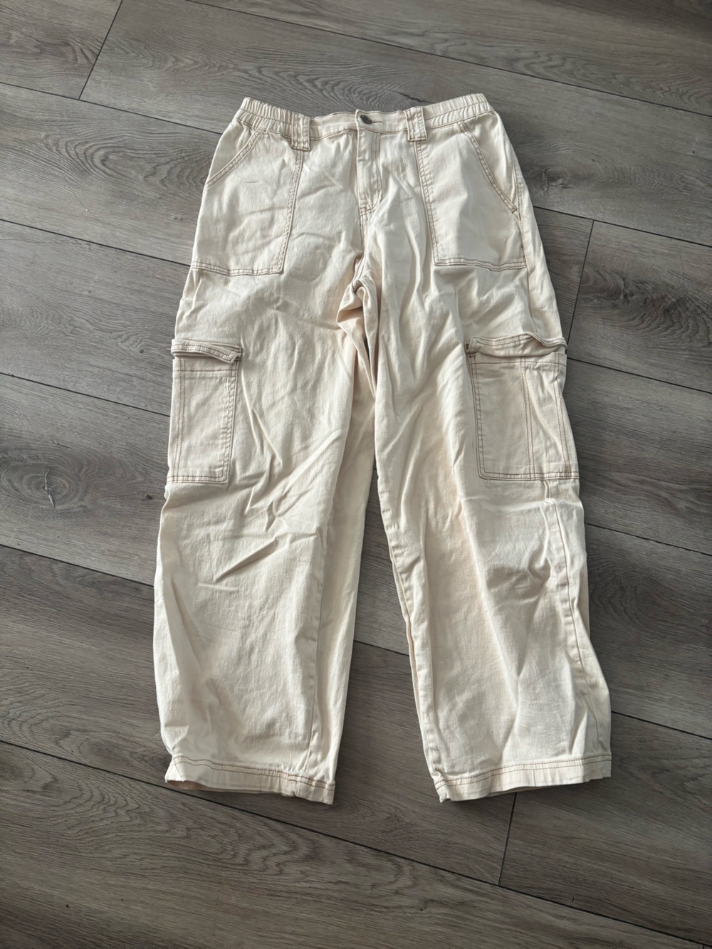 Almost Famous Men's Cream Cargo Pants
